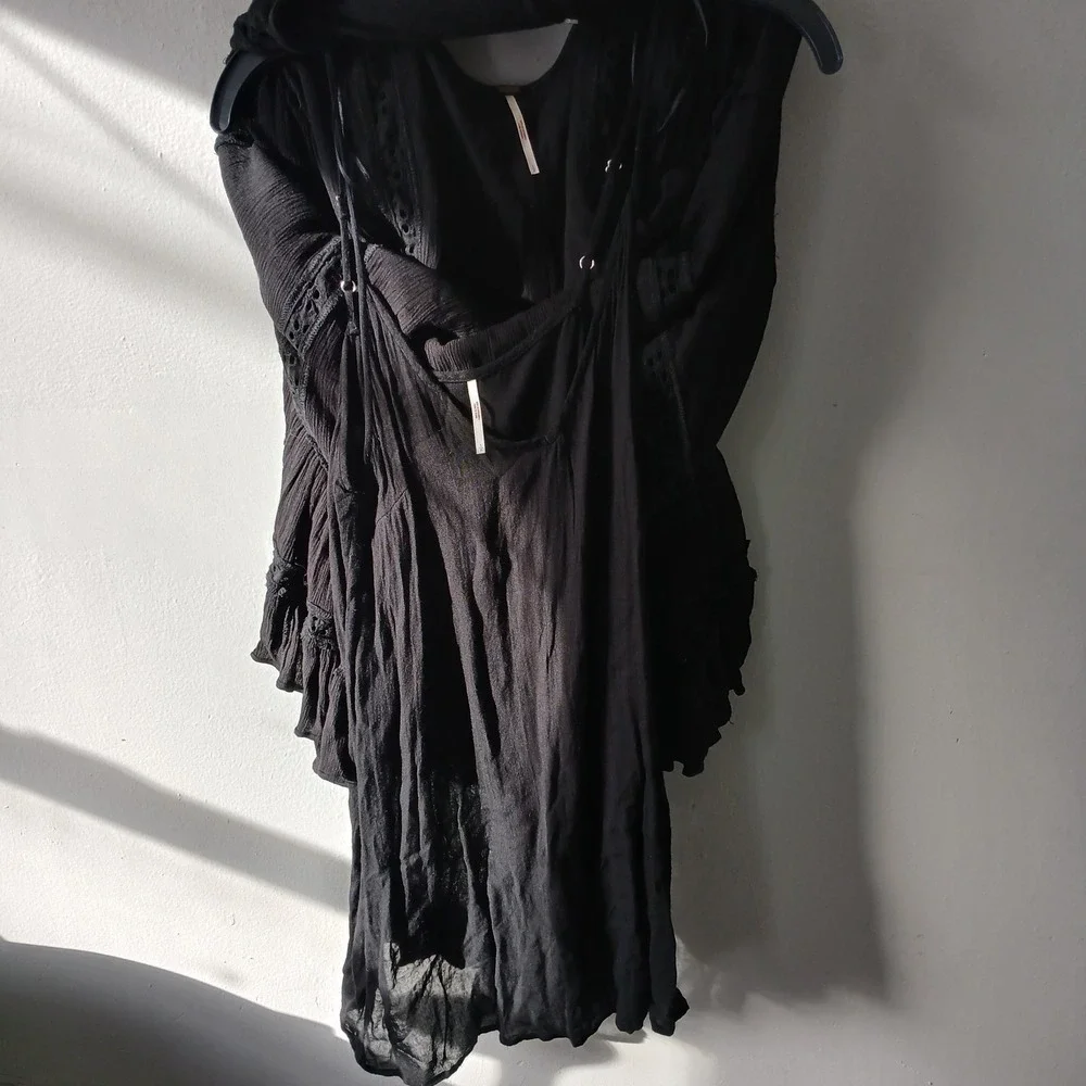 Free People Size Small Snow Angel Mini Dress Black Long Sleeve‎ Bohemian Slip - Picture 9 of 13